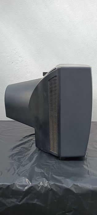 televisão antiga de tubo CRT Samsung