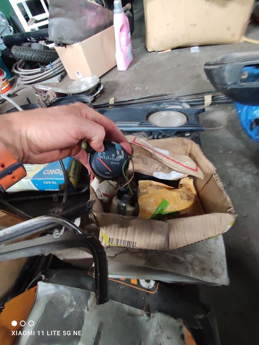 Vário material VW Golf MKI