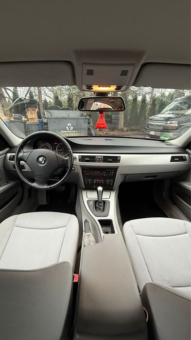 Bmw e90 320i automat