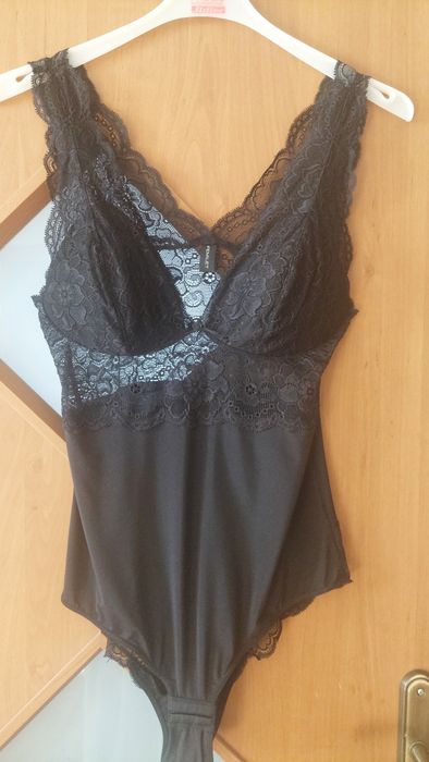 Body koronkowe czarne