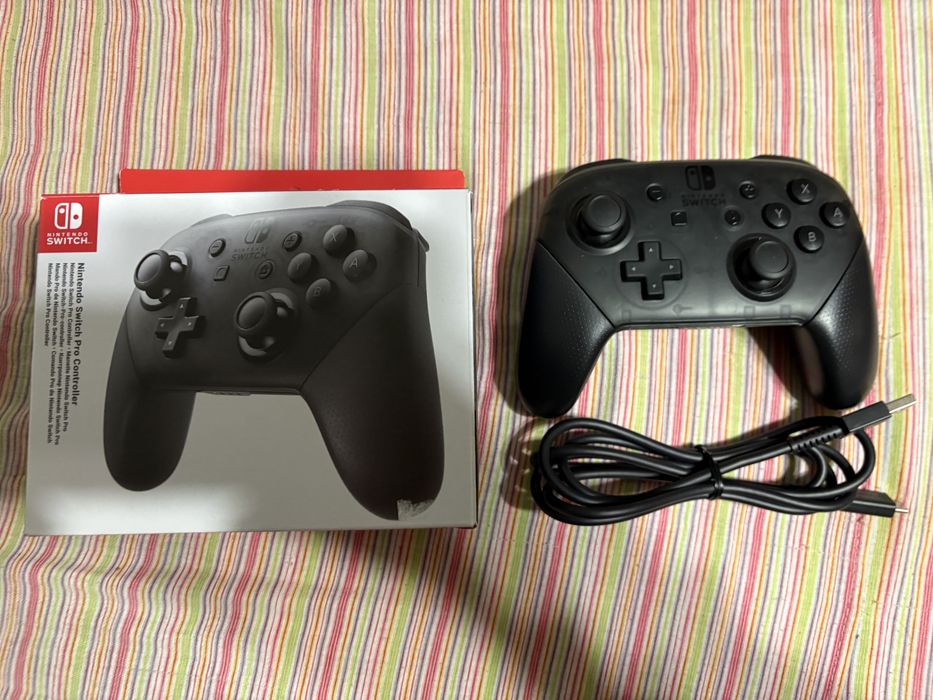 Геймпад Nintendo Switch Pro Controller