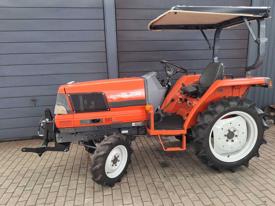 Kubota GL200 Ciągniczek ogrodniczy traktorek przedni TUZ