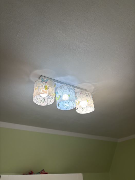 Lampa sufitowa do dziecięcego pokoju
