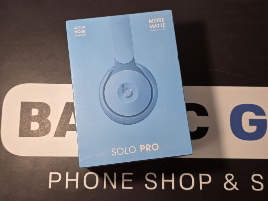 Sklep nowe bezprzewodowe nauszne sluchawki Beats Solo Pro Pharel Wil.