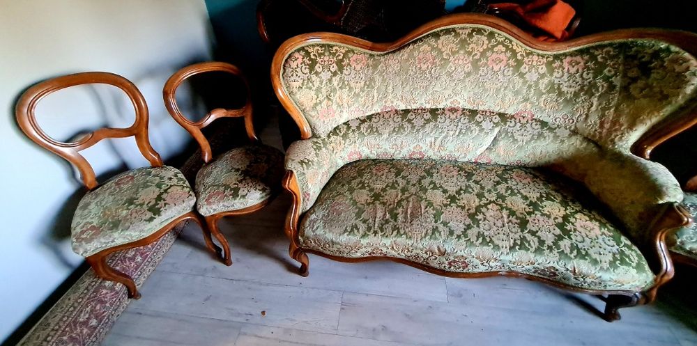 Zestaw sofa i4 krzesla piękny styl antyczny idealny do wiejskiego domu