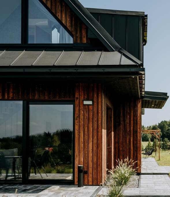 deski elewacyjne opalane Shou Sugi Ban