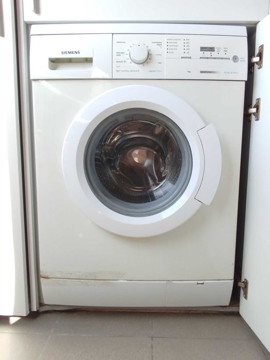 Máquina de lavar roupa Siemens 7kg