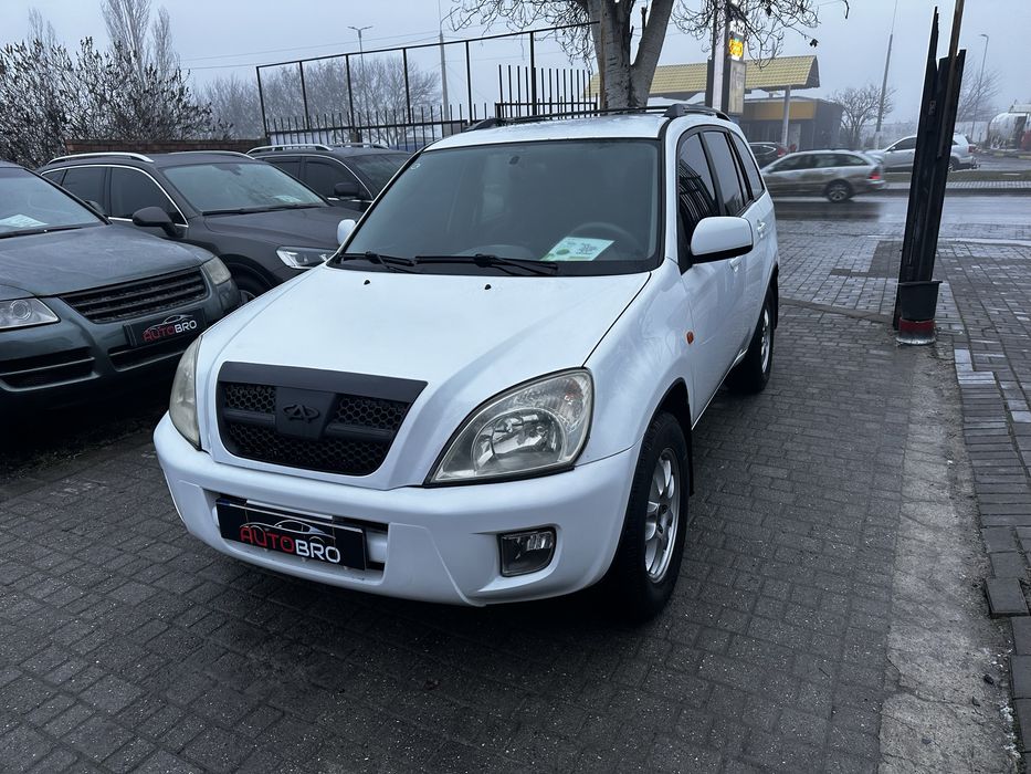 Чери тиго 2.4 Автомат в отличном состоянии
