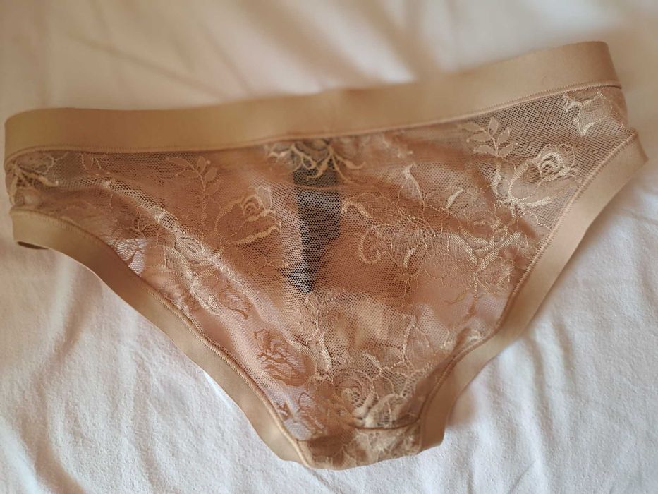 Slipy damskie Calvin Klein bezowe