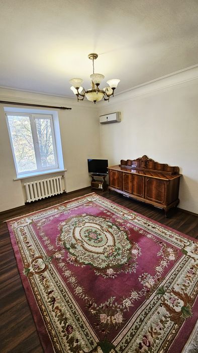 Продам 3кв. Центр, сталинка 2 этаж, гараж, набережная