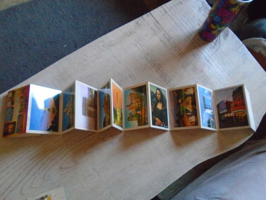 pocztówki rozkładane Paryż