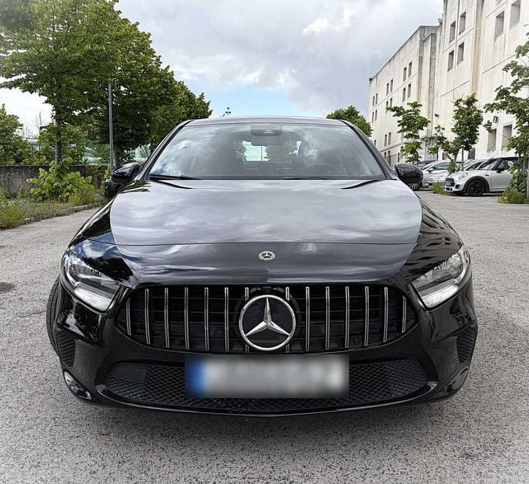 Mercedes A 180 d limousine como novo nacional 88.000kms