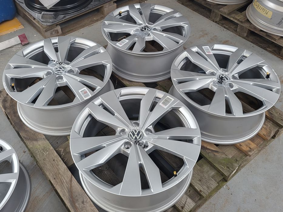 Alufelgi oryginal VW 5x112 7,5Jx19 et50 cb57,1mm jak nowe, 2020rok
