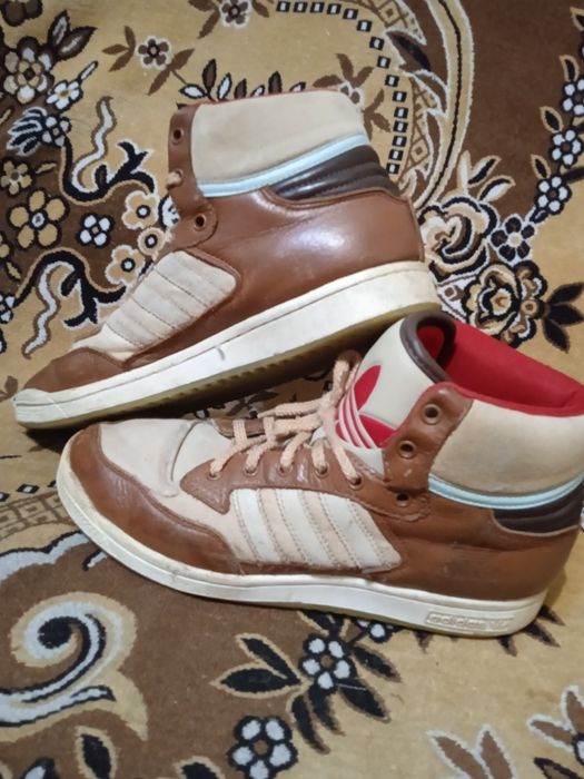 Кроссовки кожа Адидас р.40,5,туфли кожа