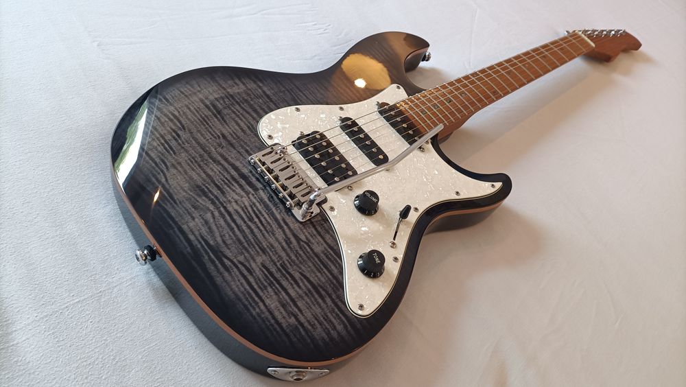 Guitarra Elétrica Sire Larry Carlton S7 FM Transparent Black