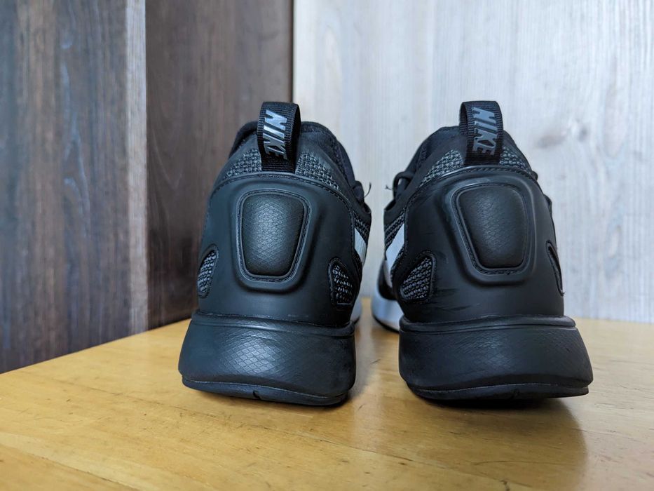 Nike Duel Racer - бігові кросівки