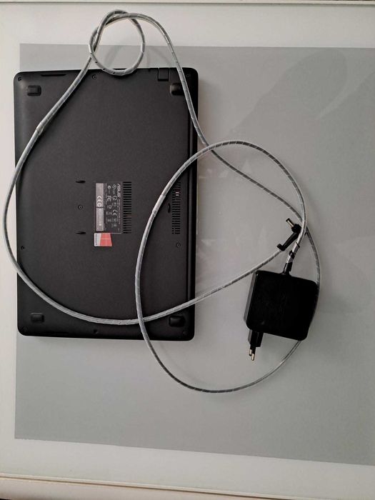 Portátil ASUS X402CA