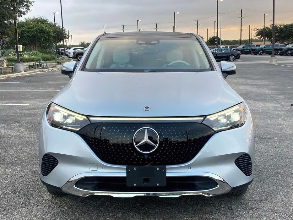 Mercedes-Benz EQE 350+ SUV 2025