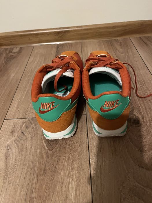 Продам  NIKE Cortez txt