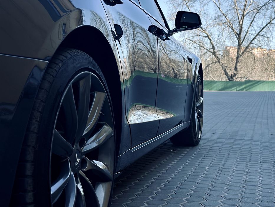 Tesla Model S 2020 VIN 5YJSA1E29LF366969 фото оголошення 18 з 24