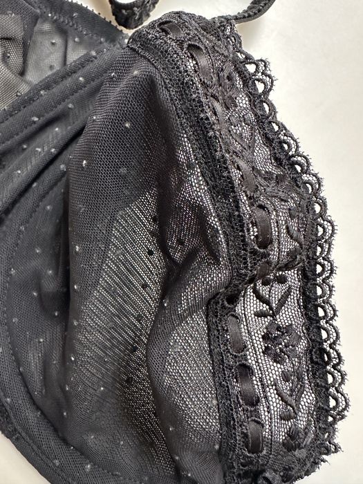 Biustonosz Etam 75E, koronka