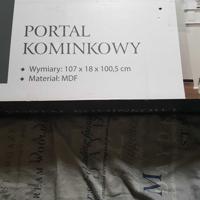 NOWY  biały portal kominkowy ( idealny na ukryty mini  barek)