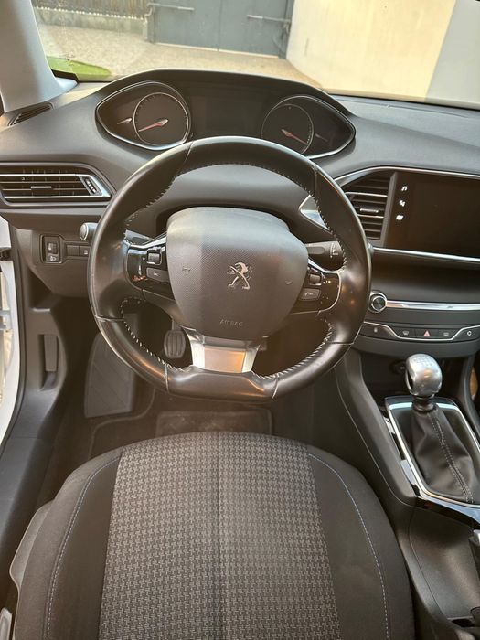 Peugeot 308 SW 1.2 PureTech
