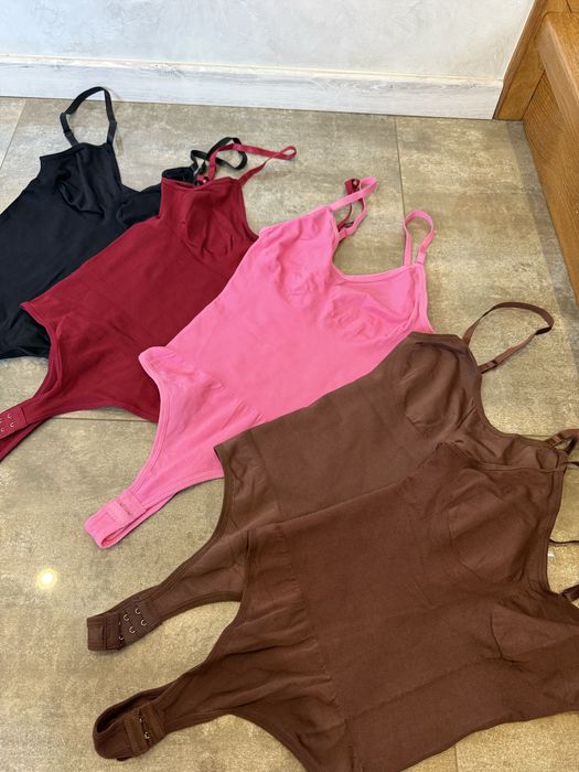 Бодік в стилі Skims