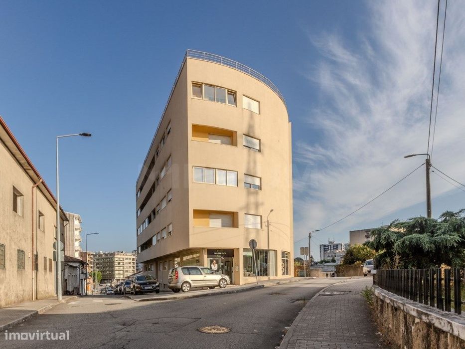Apartamento T2 localizado na Trofa