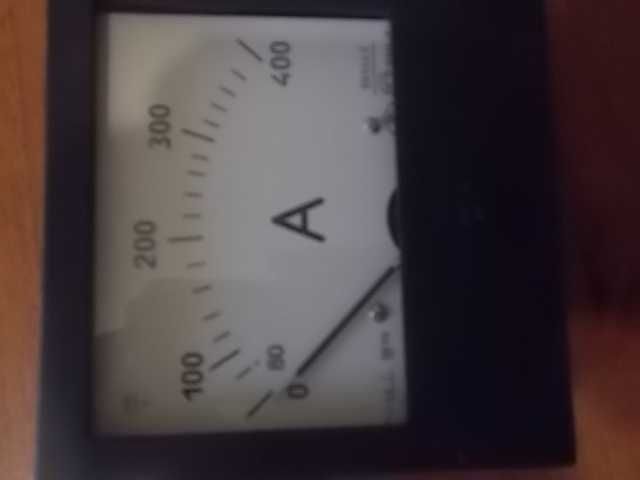 Амперметр щитовий стрілочний М381.