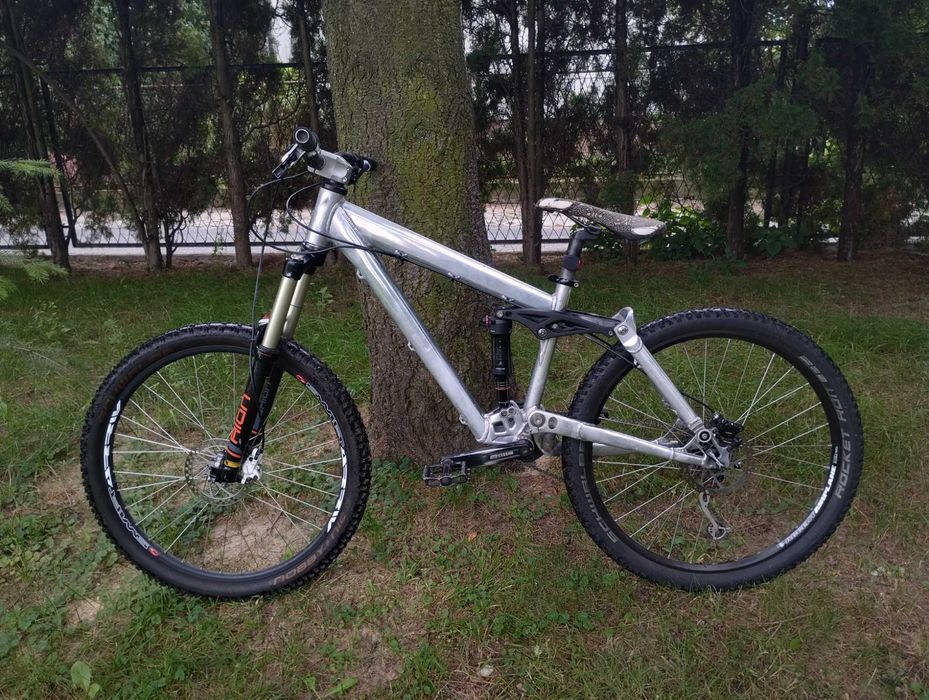 Rower full zjazdowy UMF Freddy (downhill freeride zjazdówka dh)