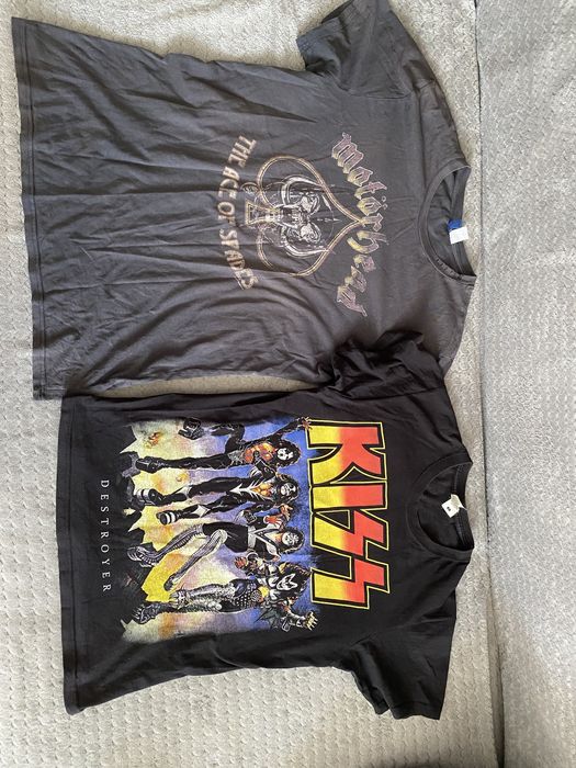 Футболки різних брендів, рок груп