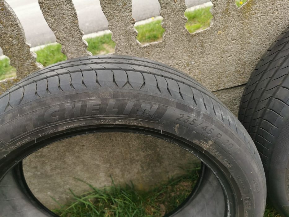 Opony Michelin Primacy 4, 235/45 R20 100V