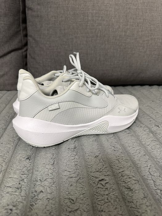 Кроссовки Under Armour 44р.