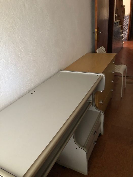Arrenda 2 quartos anual