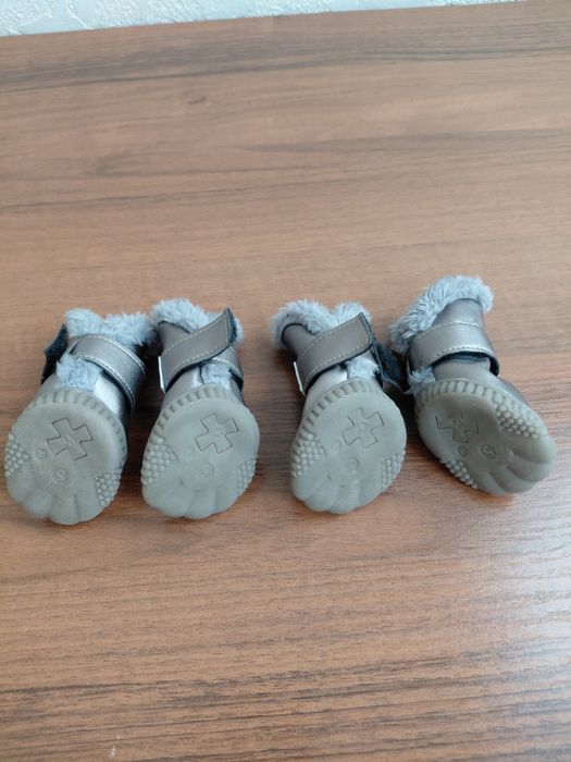 Зимові чоботи на собачку