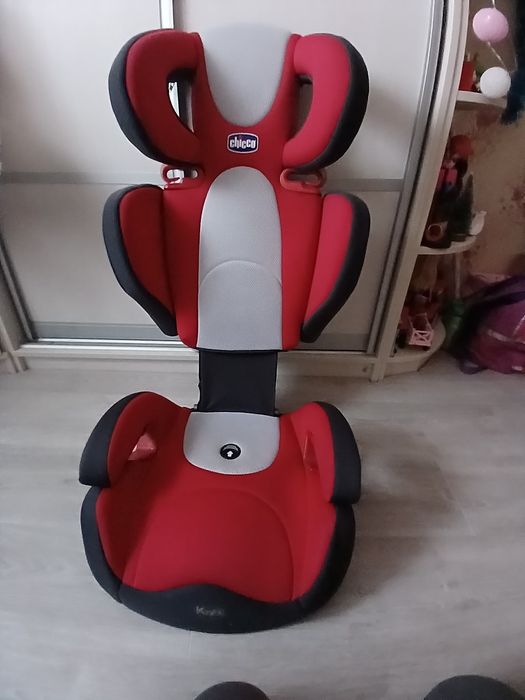 Продам автокрісло сhicco 2/3