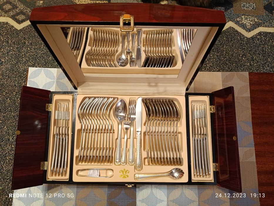 Набор столовых приборов Leonardo Milan  ( 72 предмета).