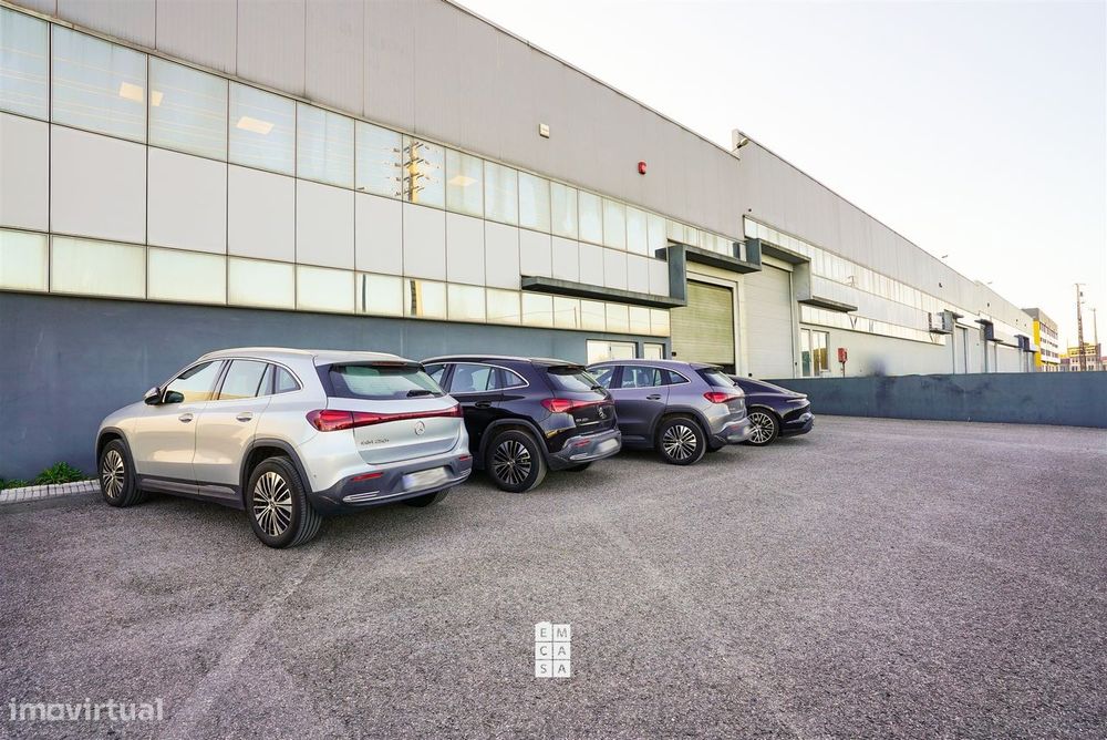 Armazém  Venda em Cesar,Oliveira de Azeméis