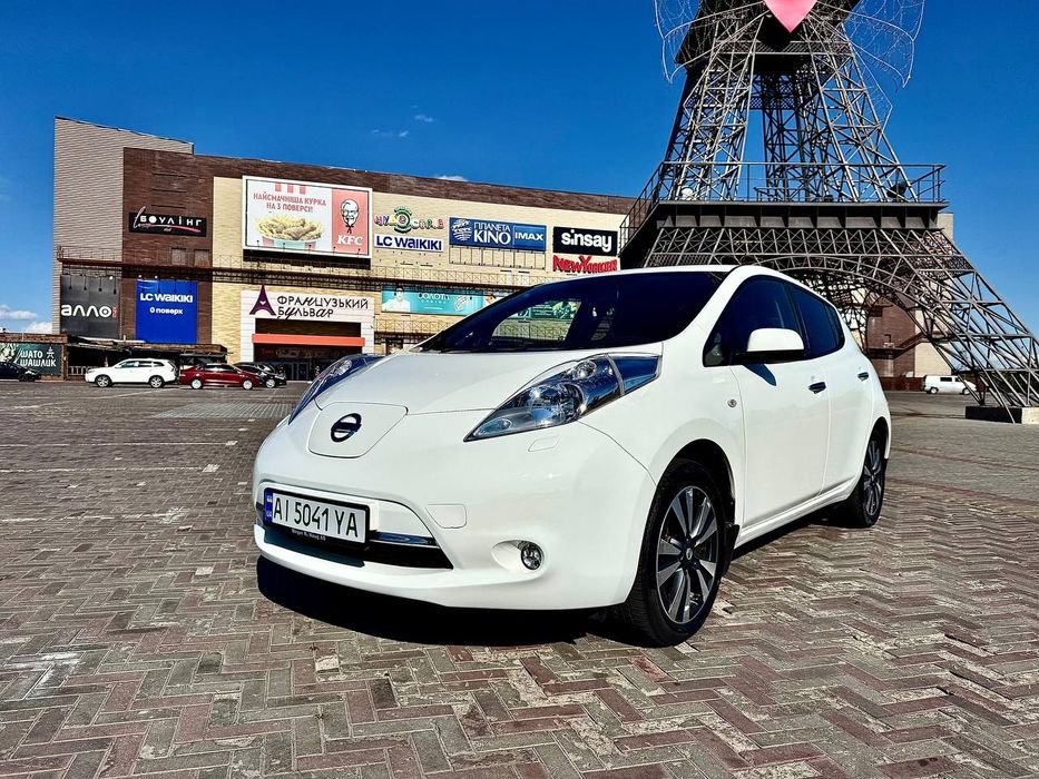електромобіль Nissan leaf 30квт