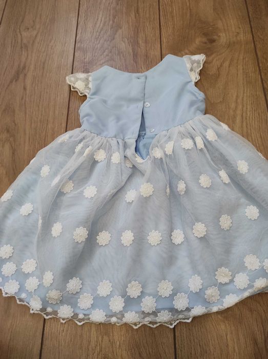 Błękitna sukienka Primark 80