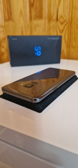 Флагман Samsung S9 4/128g