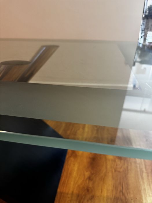 Mesa de jantar em vidro 160x100 cm – design moderno
