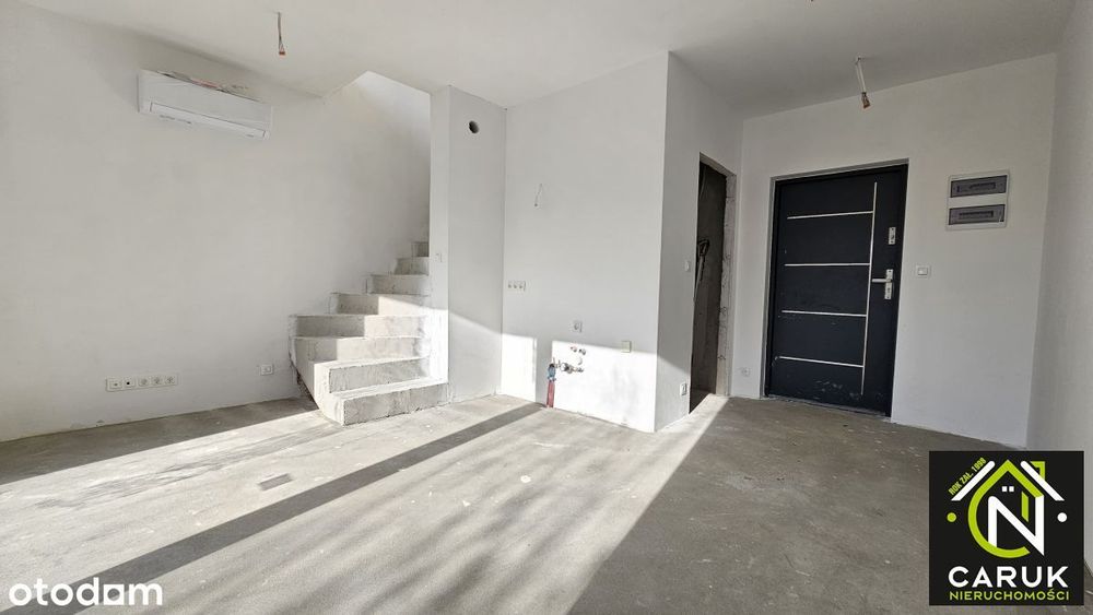 Nowy Apartament z Ogródkiem i Balkonem