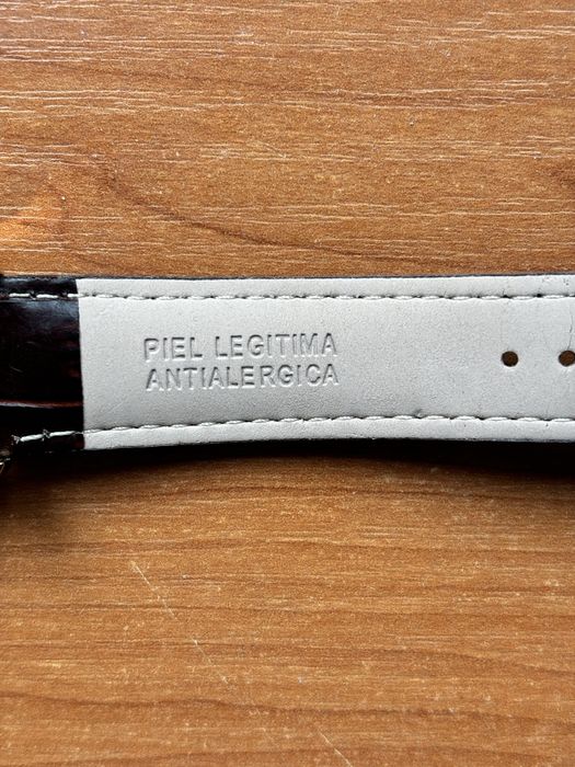 Zegarek projektu znanego mistrza Berhanyera. Unikalny.