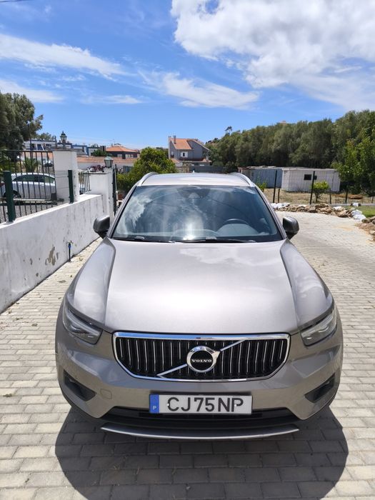 Volvo XC40 T5 Inscription Híbrido 261cv foto 2