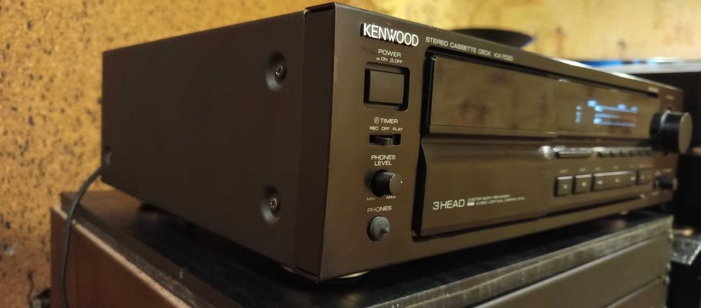 Кассетная дека KENWOOD KX-7030 (три головки)