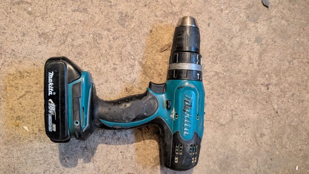 Makita wkrętarka BHP 463 uszkodzona