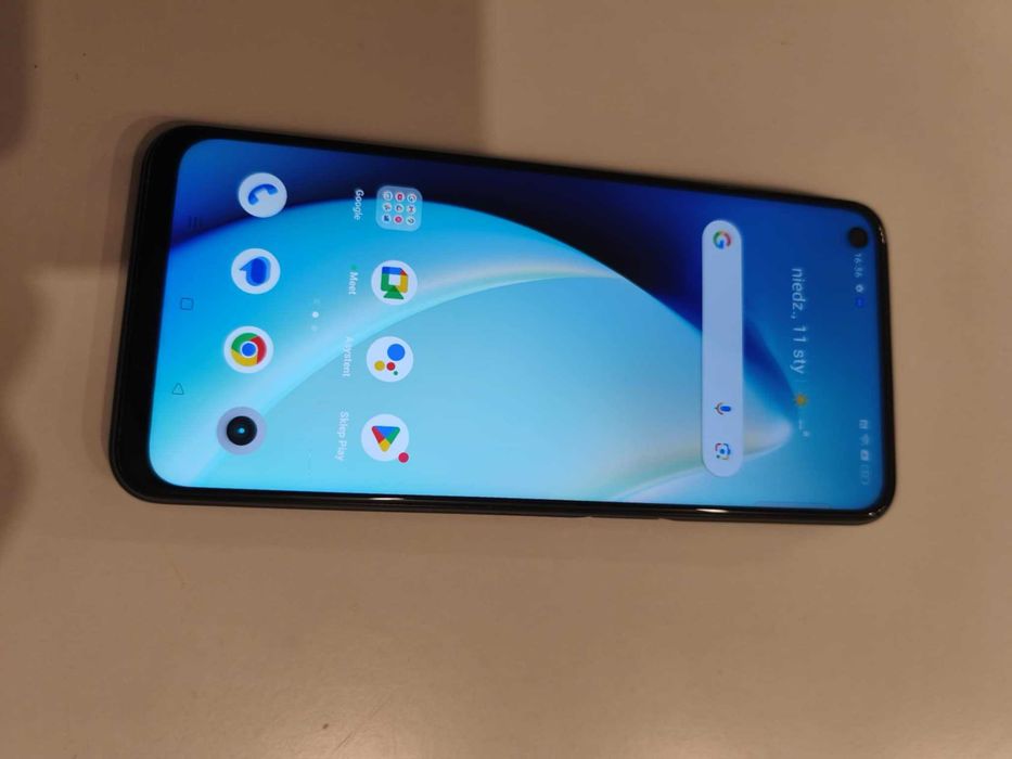 Realme 8 5G bateria 5000mAh aparat 48MP/16MP rysa na wyświetlaczu