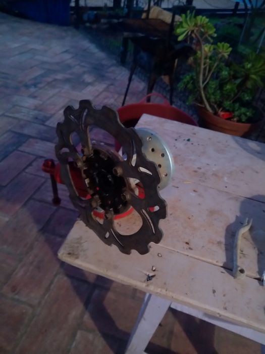 Cubo frente yamaha DT lc